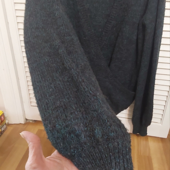 UO FREE PEOPLE NWOT KARINA sweater - Picture 5 of 7